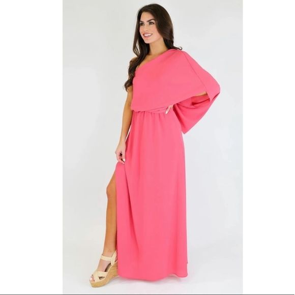 Judith March Dresses & Skirts - Judith March one shoulder coral gown - brand new